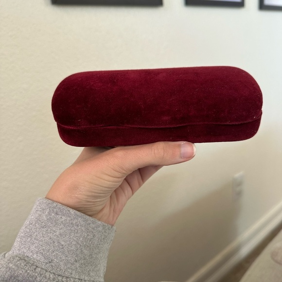 Gucci sunglasses! ☀️ - Picture 3 of 4